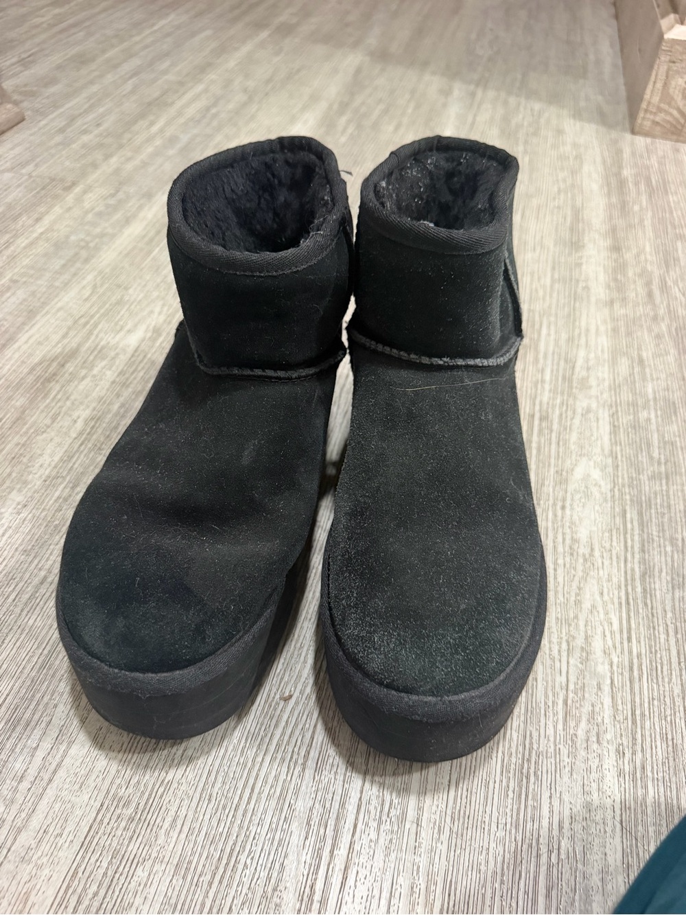 UGG Kids Black Suede Short Winter Boots
